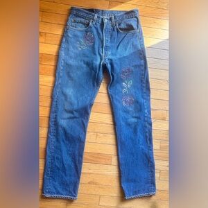 ***ONE OF A KIND*** VTG Levi’s Vintage Embellished Floral Women's Jeans